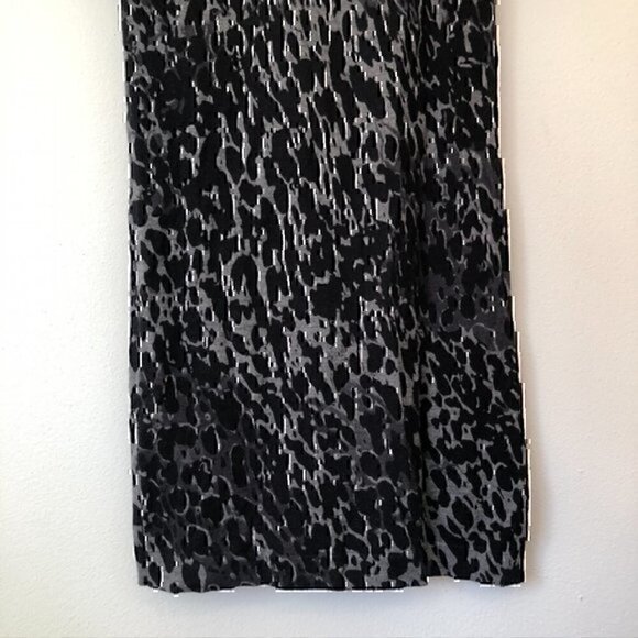 ANN TAYLOR LOFT Snakeskin Print Sweater Dress Gray Black Animal 100% WOOL Small - Picture 4 of 9